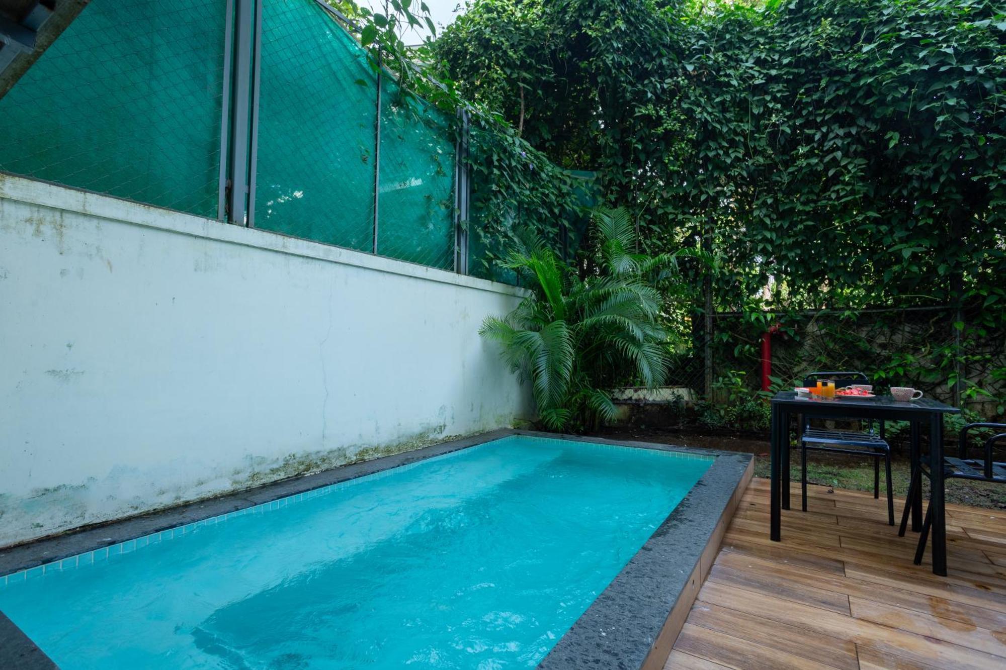 The Hosteller Bam Goa, Assagao Bilik gambar